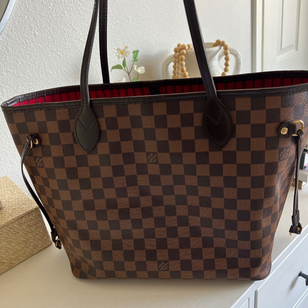 Louis Vuitton Damier Ebene Neverfull MM